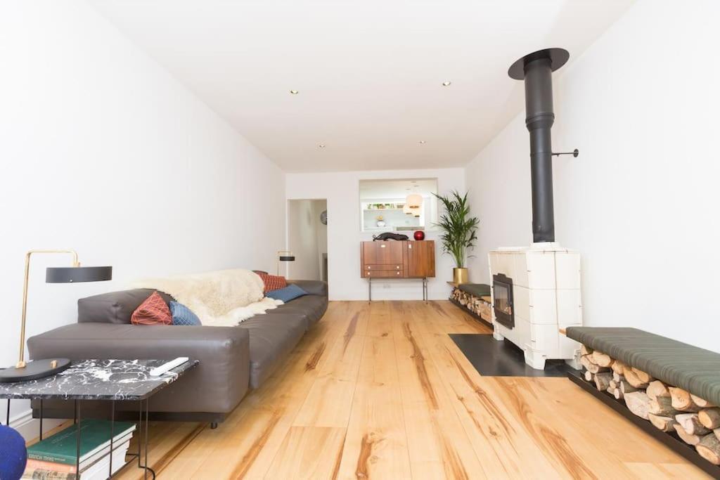 Large Townhouse Just 2 Minutes From The Sea/I360! Villa Brighton Bagian luar foto